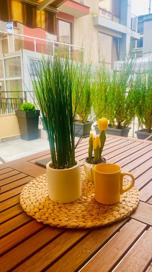 Appartamento Burgas Apartment *